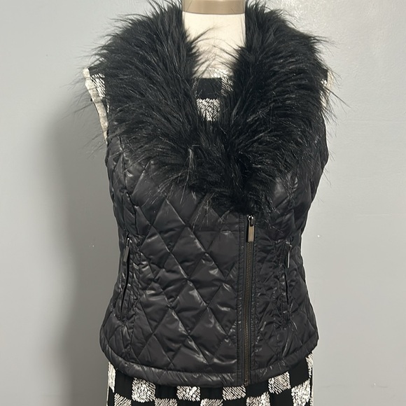 Cache Quilted Black Faux Fur Puffer Vest size M - Picture 10 of 12